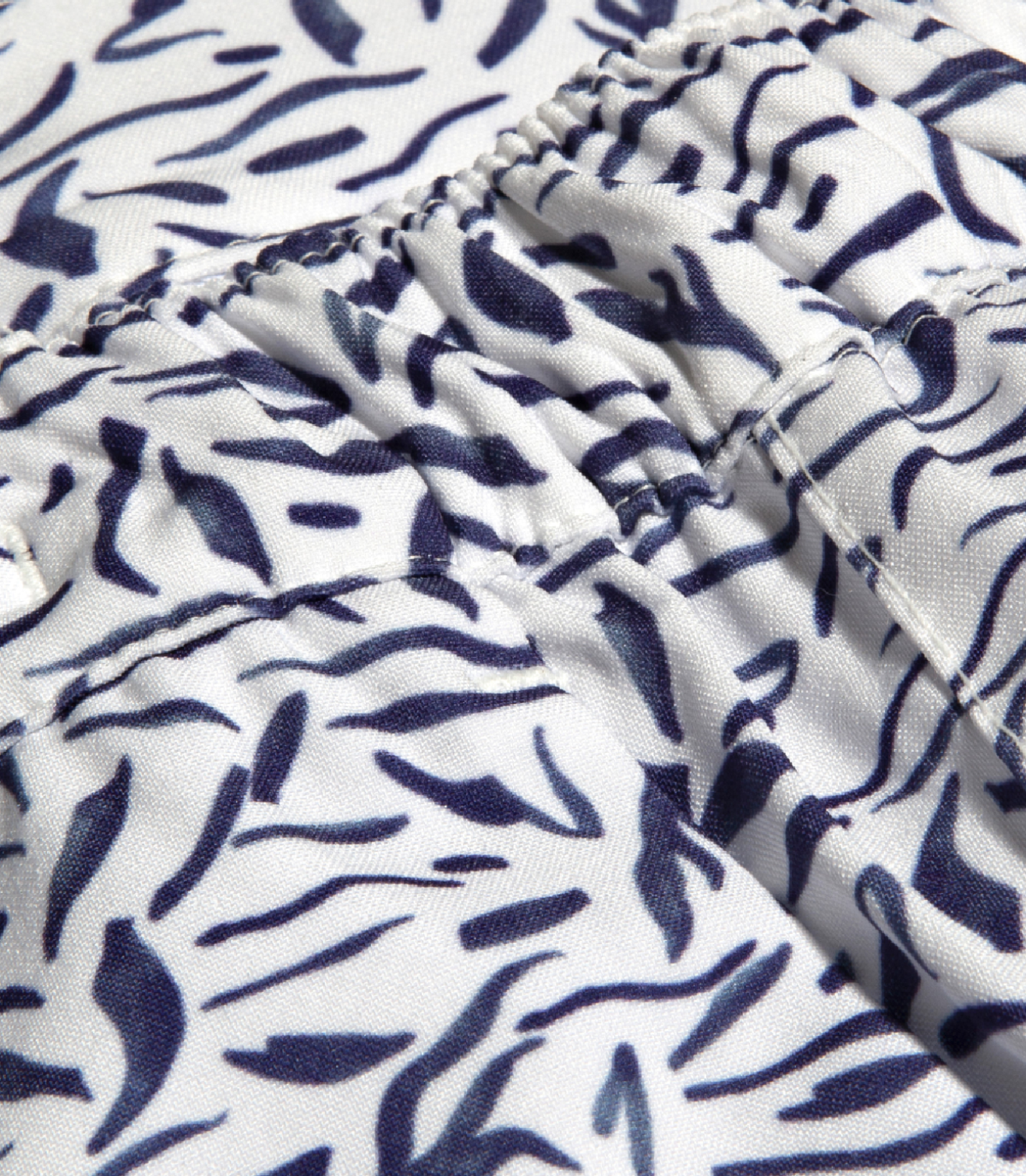 Gustavia Algues White Deep Blue | Swim Shorts | Barthelemy Resortwear